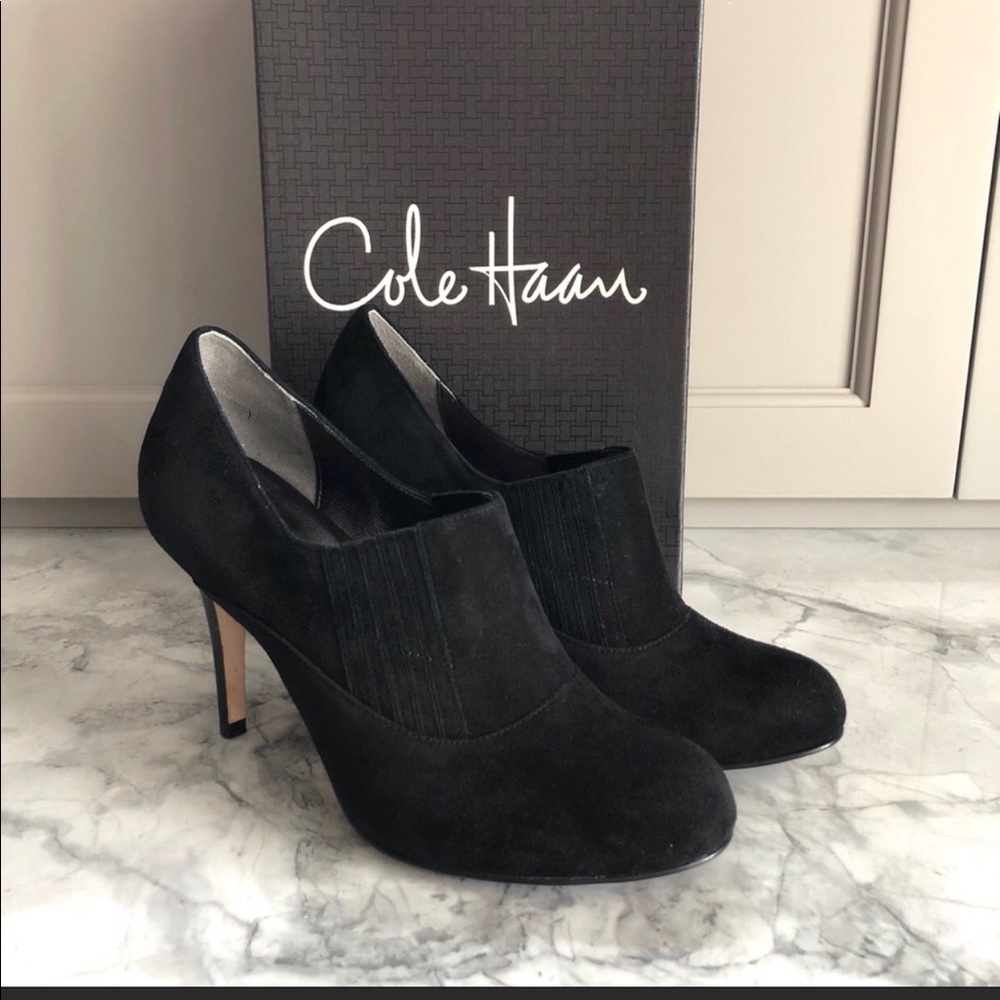 Cole Haan Air Talia black suede booties 7.5